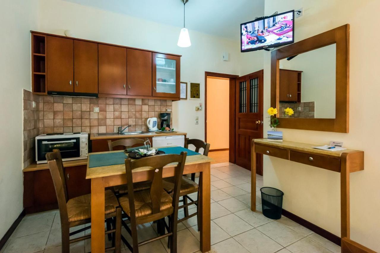 Akroyali Hotel & Villas Messinia Ngoại thất bức ảnh