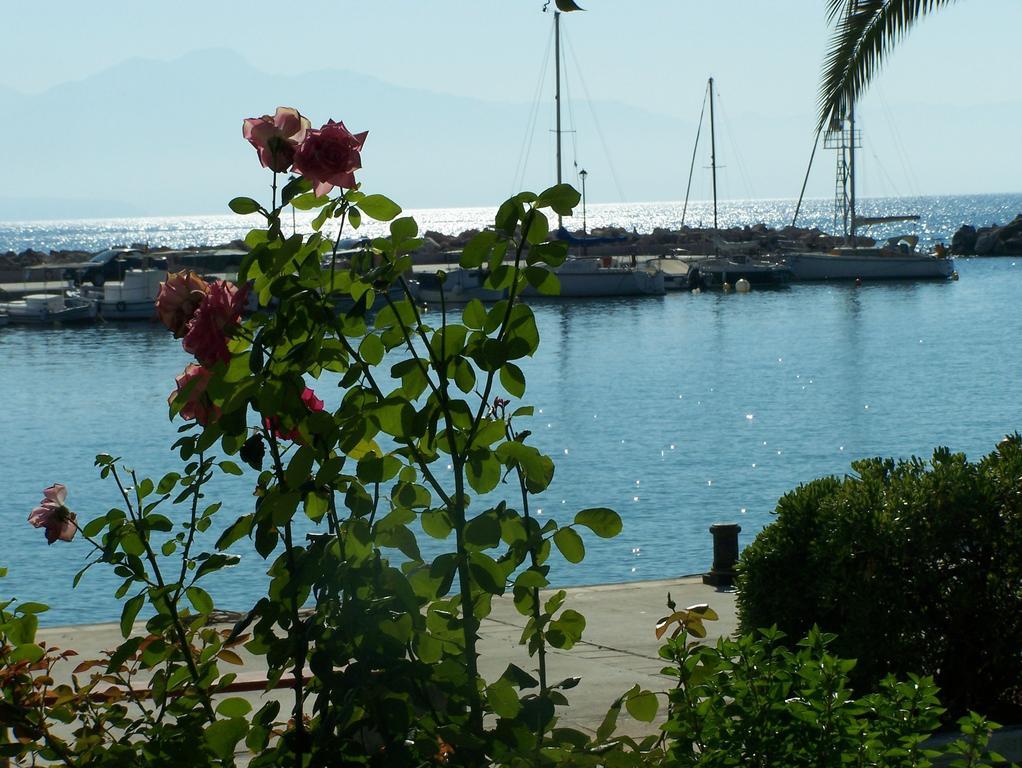 Akroyali Hotel & Villas Messinia Ngoại thất bức ảnh